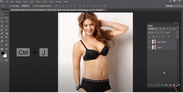 Mở phần mềm Photoshop tải ảnh cần chỉnh sửa lên